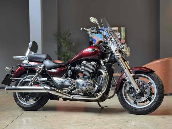 TRIUMPH THUNDERBIRD COMMANDER ABS 